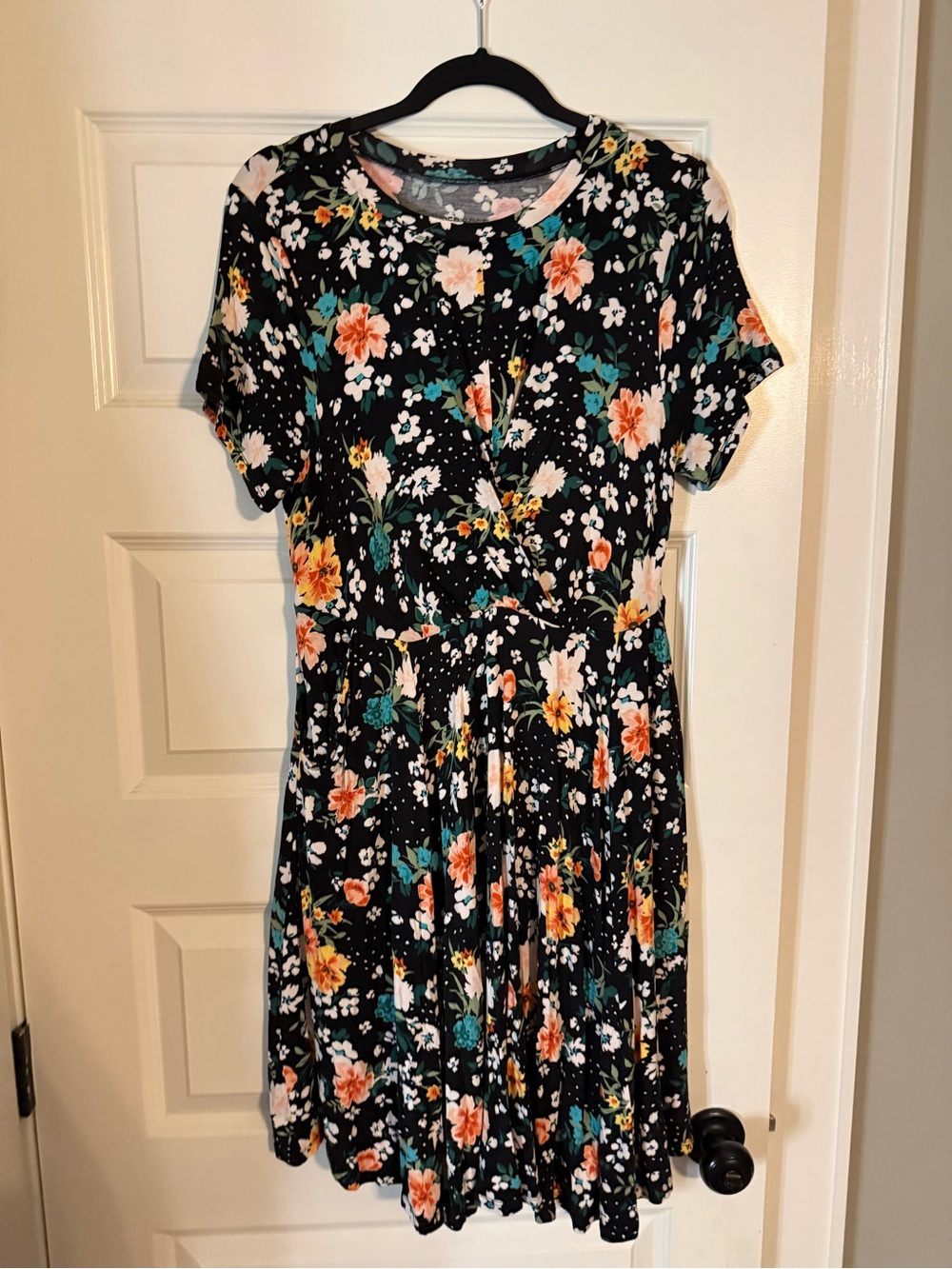 TORRID Black Floral Short Sleeve dress